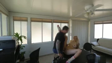fodendo a stripper loirinha em troca de empréstimo explicyt legendados