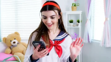 Se masturbando pensando no papai – DadCrush