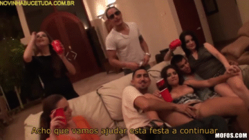 Jynx Maze – Puta Fodida Em Uma Verdadeira Festa Gangbang