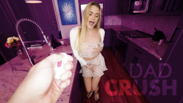 Pegou a novinha com um vibrador – DadCrush